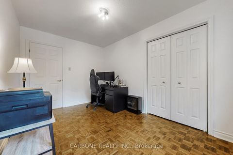 Photo 17 at 171 Villa Park Drive, East Woodbridge, Vaughan