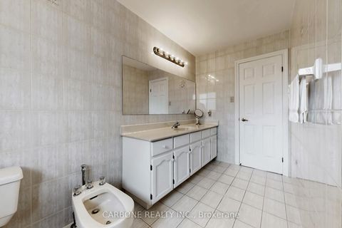 Photo 29 at 171 Villa Park Drive, East Woodbridge, Vaughan