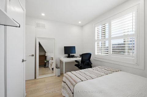 Photo 14 at 1029 - 75 Weldrick Road E, Observatory, Richmond Hill