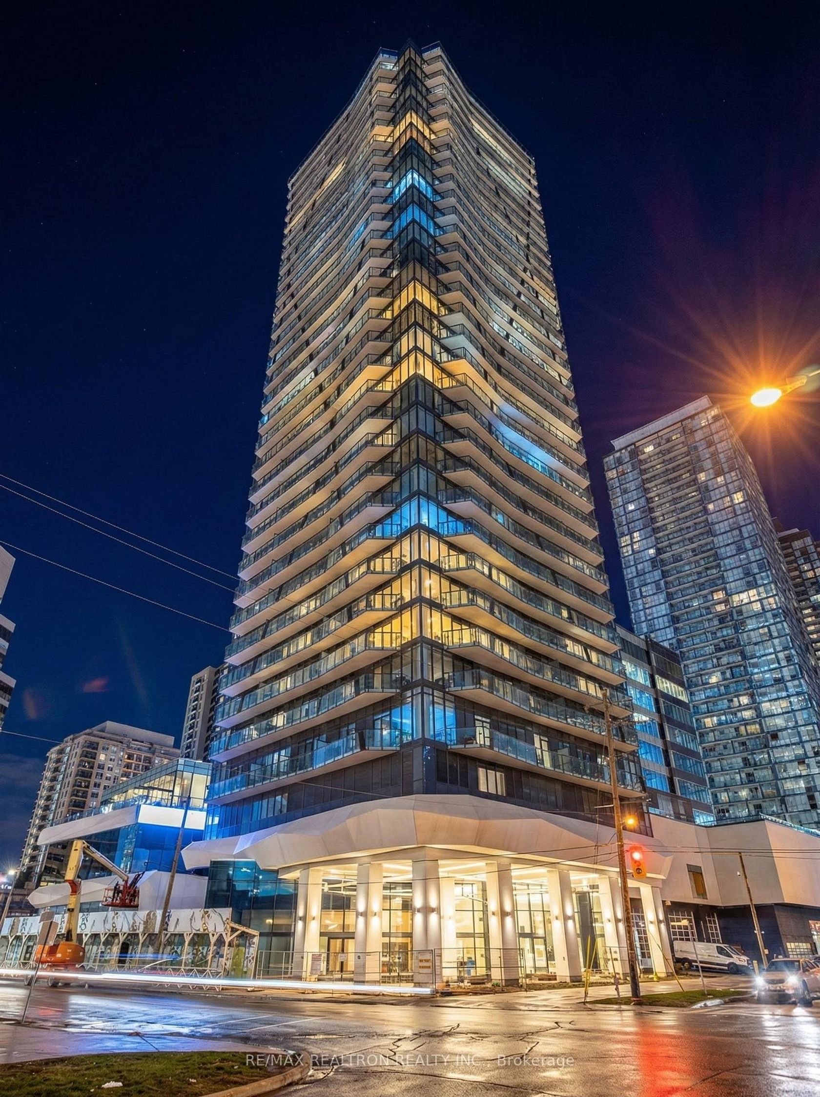 2611 - 15 Ellerslie Avenue, Willowdale West, Toronto 