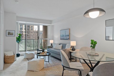 Photo 12 at 206 - 7 Michael Power Place, City Centre West, Toronto