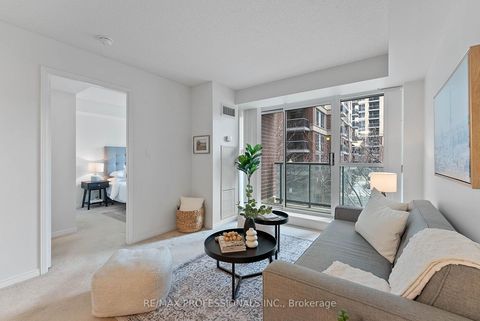 Photo 14 at 206 - 7 Michael Power Place, City Centre West, Toronto