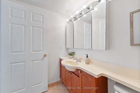 Photo 21 at 206 - 7 Michael Power Place, City Centre West, Toronto