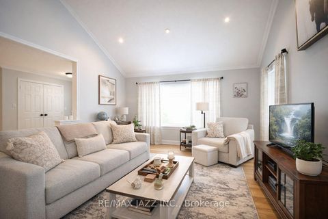 Photo 3 at 1086 Somerville Street, Centennial, Oshawa