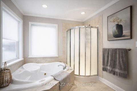 Photo 8 at 1086 Somerville Street, Centennial, Oshawa