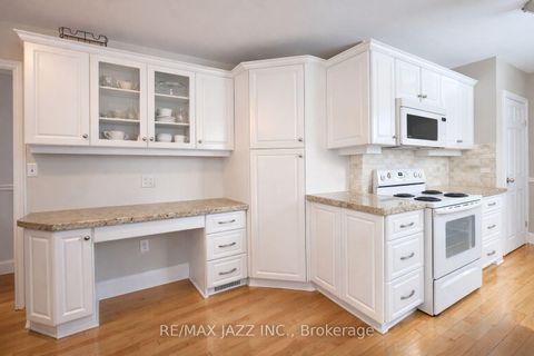 Photo 13 at 1086 Somerville Street, Centennial, Oshawa