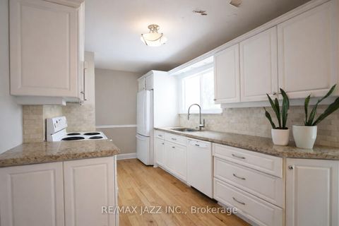 Photo 14 at 1086 Somerville Street, Centennial, Oshawa