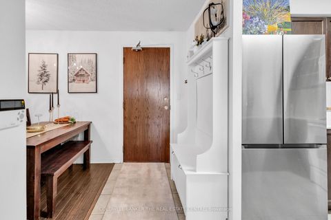 Photo 3 at 1105 - 9 Michael Power Place, City Centre West, Toronto