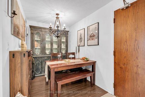 Photo 4 at 1105 - 9 Michael Power Place, City Centre West, Toronto