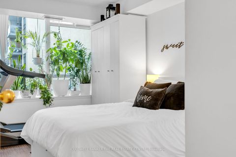 Photo 18 at 1105 - 9 Michael Power Place, City Centre West, Toronto