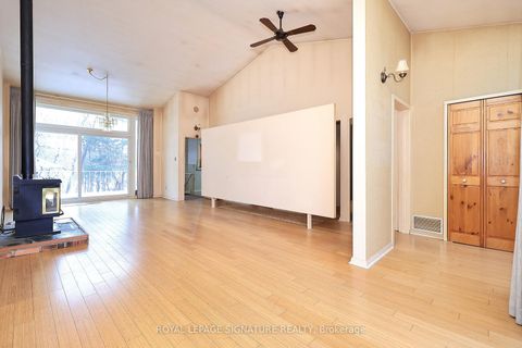 Photo 6 at 155 Three Valleys Drive, Donalda, Toronto