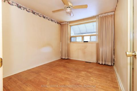 Photo 7 at 155 Three Valleys Drive, Donalda, Toronto