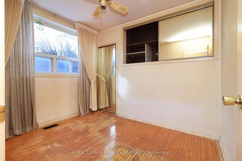 Photo 8 at 155 Three Valleys Drive, Donalda, Toronto