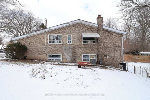 Photo 30 at 155 Three Valleys Drive, Donalda, Toronto