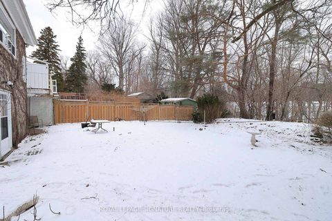 Photo 32 at 155 Three Valleys Drive, Donalda, Toronto