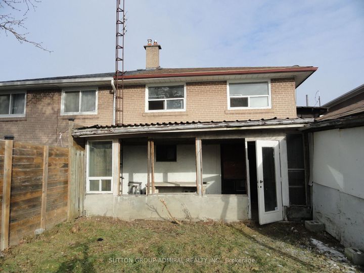 Photo 2 at 205 St Lucie Drive, Humbermede, Toronto