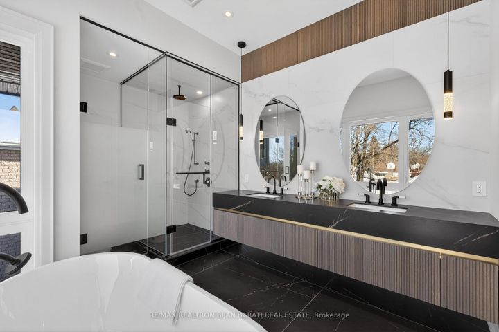 Photo 31 at 70 Abitibi Avenue, Newtonbrook East, Toronto