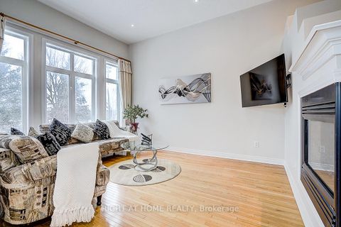 Photo 13 at 47 Toporowski Avenue, Rouge Woods, Richmond Hill