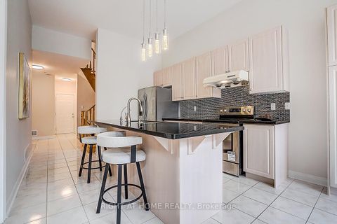 Photo 20 at 47 Toporowski Avenue, Rouge Woods, Richmond Hill