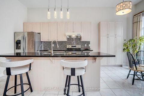 Photo 24 at 47 Toporowski Avenue, Rouge Woods, Richmond Hill