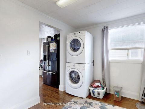 Photo 26 at 156 The Queensway Street S, Keswick North, Georgina