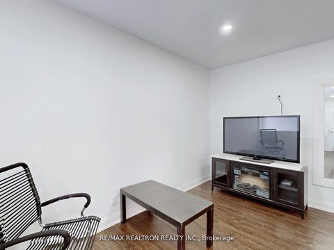 Photo 29 at 156 The Queensway Street S, Keswick North, Georgina