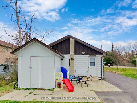 Photo 38 at 156 The Queensway Street S, Keswick North, Georgina