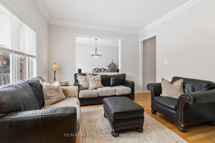 Photo 14 at 32 Brackenwood Avenue, Westbrook, Richmond Hill