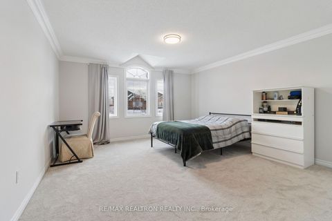 Photo 21 at 32 Brackenwood Avenue, Westbrook, Richmond Hill