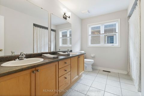 Photo 25 at 32 Brackenwood Avenue, Westbrook, Richmond Hill