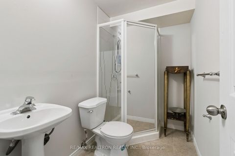 Photo 28 at 32 Brackenwood Avenue, Westbrook, Richmond Hill