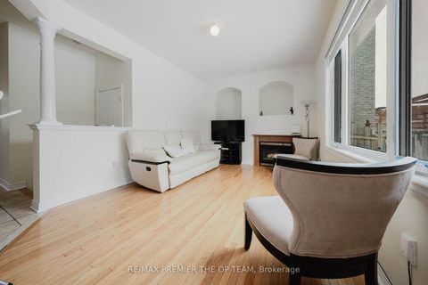 Photo 14 at 56 Wildberry Crescent, Vellore Village, Vaughan