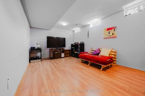 Photo 29 at 56 Wildberry Crescent, Vellore Village, Vaughan