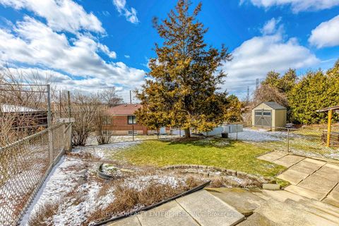 Photo 31 at 250 Verobeach Boulevard, Humbermede, Toronto