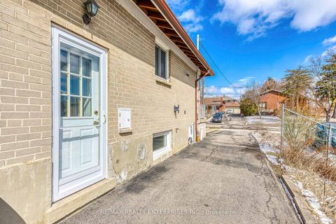 Photo 34 at 250 Verobeach Boulevard, Humbermede, Toronto
