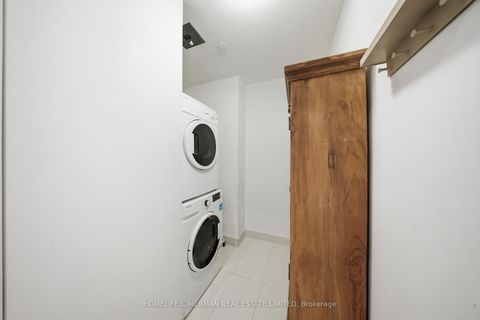 Photo 6 at 426 - 1030 King Street W, Niagara, Toronto