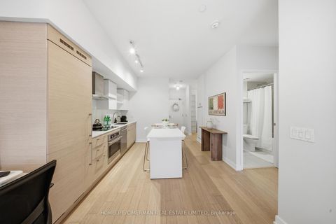 Photo 12 at 426 - 1030 King Street W, Niagara, Toronto