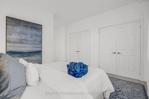 Photo 17 at 109 - 600 Eglinton Avenue E, Mount Pleasant East, Toronto