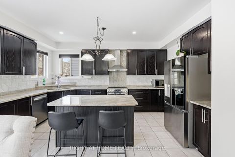 Photo 14 at 31 The Queensway, Shore, Barrie