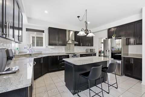 Photo 15 at 31 The Queensway, Shore, Barrie