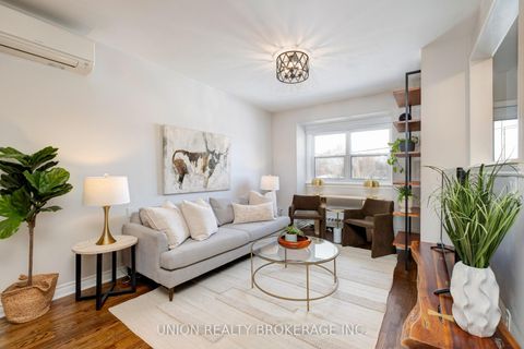 Photo 2 at 69 Maybourne Avenue, Birchmount, Toronto
