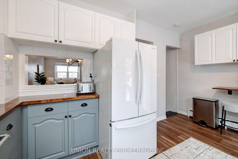 Photo 12 at 69 Maybourne Avenue, Birchmount, Toronto