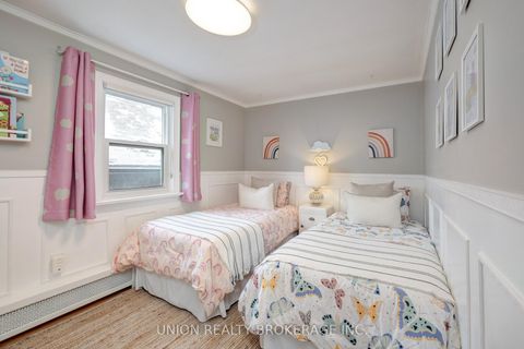Photo 16 at 69 Maybourne Avenue, Birchmount, Toronto