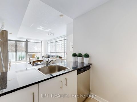 Photo 14 at 403 - 281 Mutual Street, Yonge Corridor, Toronto