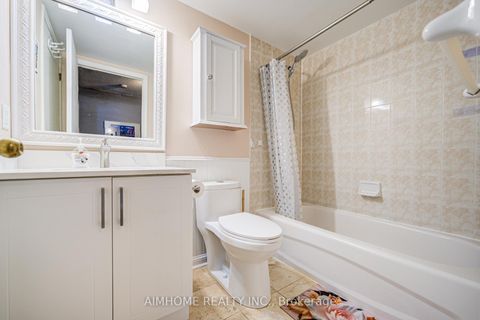 Photo 9 at 274 - 3 Everson Drive, Willowdale East, Toronto