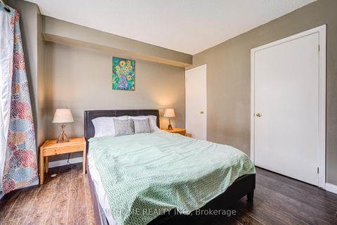 Photo 13 at 274 - 3 Everson Drive, Willowdale East, Toronto