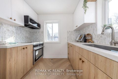 Photo 9 at 87 Woodfern Drive, Ionview, Toronto