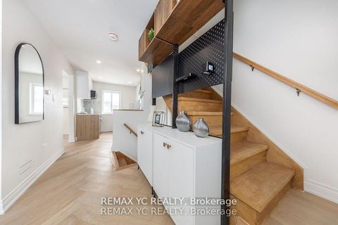 Photo 11 at 87 Woodfern Drive, Ionview, Toronto