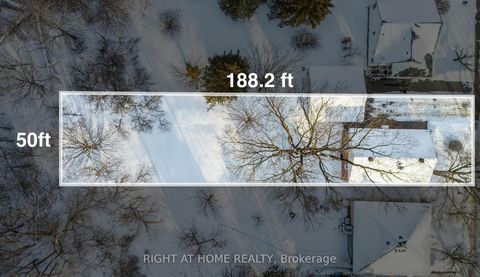 Photo 26 at 735 Srigley Street, College Manor, Newmarket