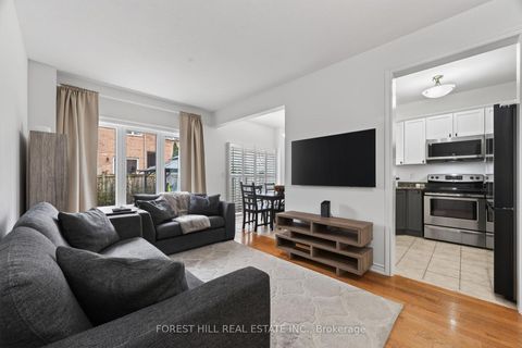 Photo 6 at 9 - 71 Puccini Drive, Oak Ridges, Richmond Hill